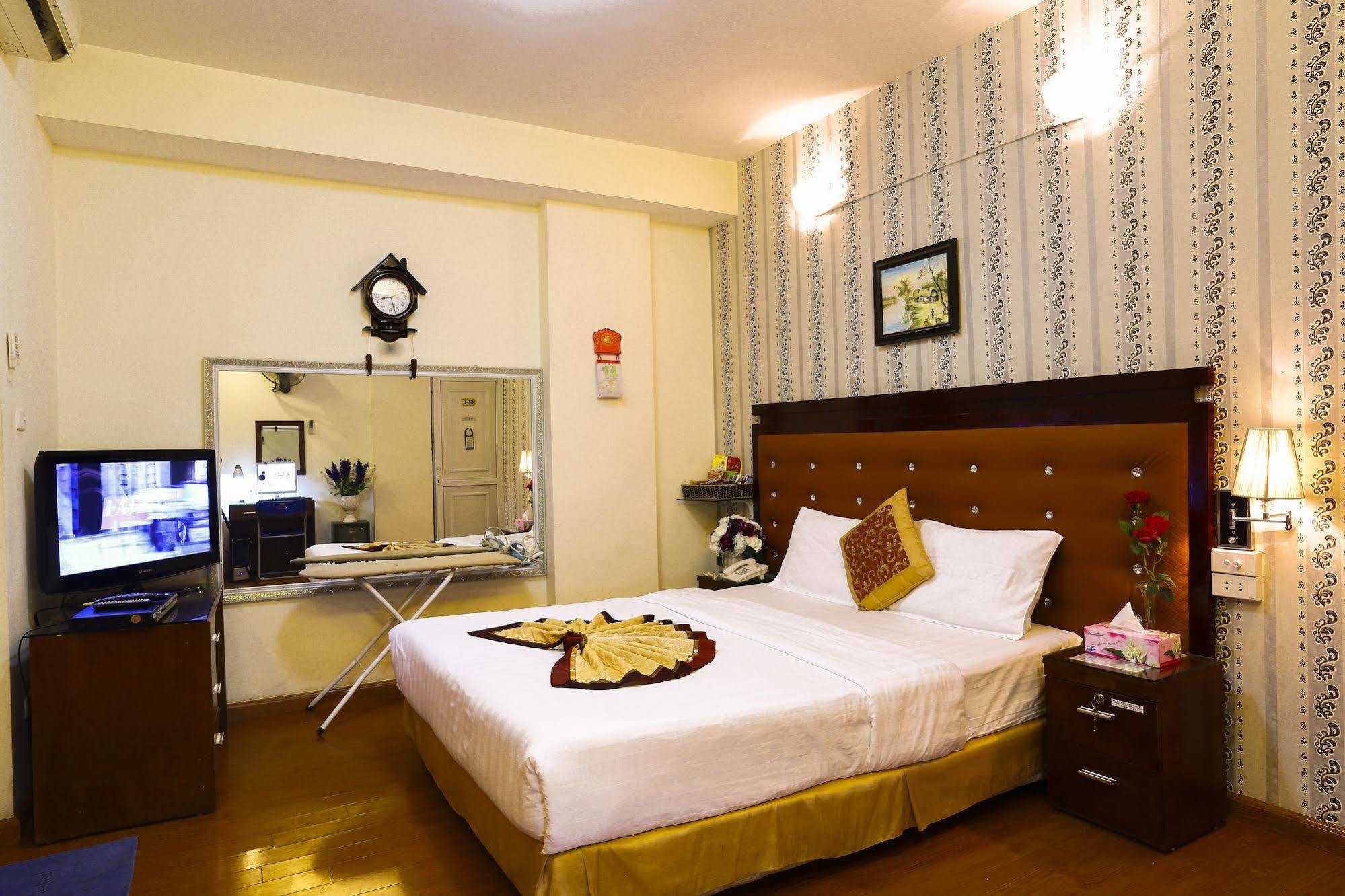 A25 Hotel - 46 Chau Long Hanoi Eksteriør billede